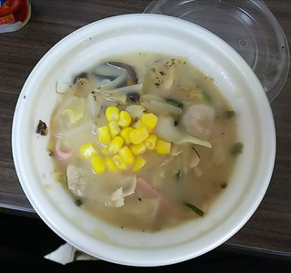 「セブン-イレブン 野菜を食べよう！ちゃんぽんスープ」のクチコミ画像 by モーパパさん