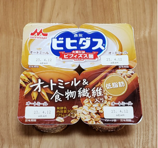 「森永 ビヒダス ヨーグルト オートミール＆食物繊維入り カップ75g×4」のクチコミ画像 by みにぃ321321さん