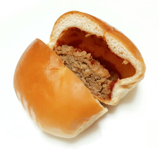 「ヤマザキ 薄皮 ハンバーグ＆ケチャップパン 袋4個」のクチコミ画像 by つなさん