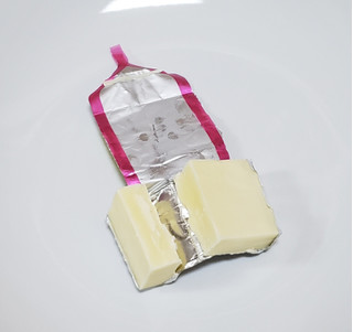 「雪印メグミルク 毎日骨太 ベビーチーズ カマンベール入り 46g」のクチコミ画像 by みにぃ321321さん