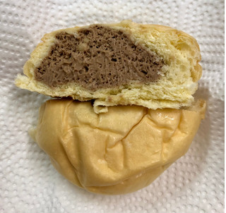 「八天堂 冷やして食べるとろけるくりーむパン チョコレート」のクチコミ画像 by SANAさん