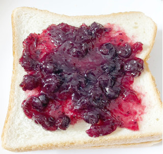 「神戸物産 カシスジャム 400g」のクチコミ画像 by コーンスナック好きさん