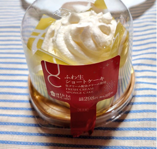 「ローソン Uchi Cafe’ ふわ生ショートケーキ」のクチコミ画像 by glaceさん
