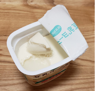「ポッカサッポロ ソイビオ 豆乳ヨーグルト プレーン無糖 カップ400g」のクチコミ画像 by みにぃ321321さん
