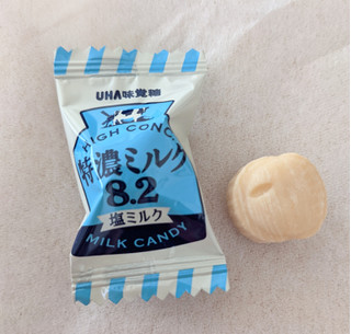 「UHA味覚糖 特濃ミルク8.2 塩ミルク 袋75g」のクチコミ画像 by まめぱんださん