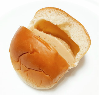 「ヤマザキ 薄皮 ピーナッツパン 4個」のクチコミ画像 by つなさん