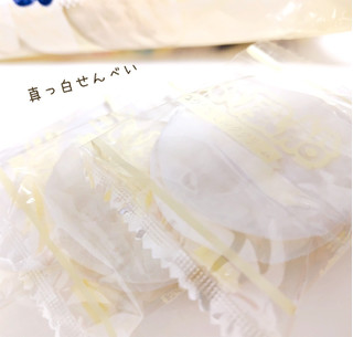 「亀田製菓 白い風船 コクうまミルククリーム 袋15枚」のクチコミ画像 by もぐのこさん