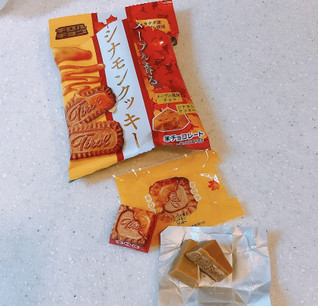 「チロル チロルチョコ メープル香るシナモンクッキー 袋6個」のクチコミ画像 by ビーピィさん