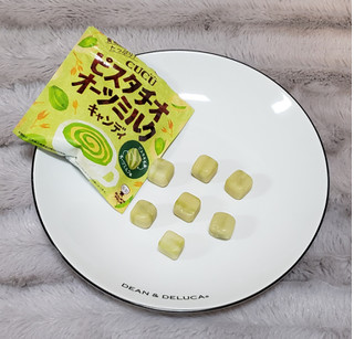 「UHA味覚糖 CUCU ピスタチオオーツミルク 袋24g」のクチコミ画像 by みにぃ321321さん