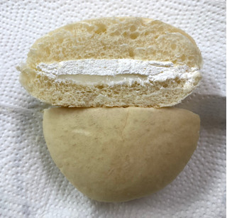 「ヤマザキ 練乳パン 1個」のクチコミ画像 by SANAさん