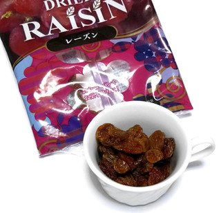 「神戸物産 SELCUK Food lnc. DRIED RAISIN 袋120g」のクチコミ画像 by つなさん