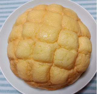 「ヤマザキ 塩バターメロンパン 1個」のクチコミ画像 by hiro718163さん