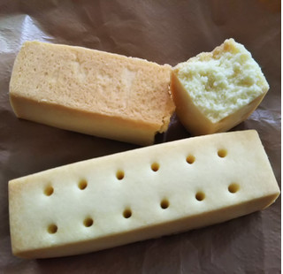 「トップバリュ ベストプライス ライトミールブロック チーズ味 箱4本」のクチコミ画像 by 毎日が調整日さん