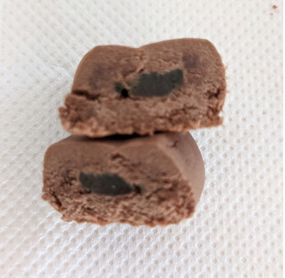 「ナリスアップ ぐーぴたっ しっとりクッキー チョコチップブラウニー 箱3本」のクチコミ画像 by まめぱんださん