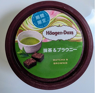 「ハーゲンダッツ ミニカップ 抹茶＆ブラウニー カップ110ml」のクチコミ画像 by はるなつひさん