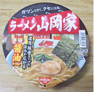 「日清食品 ラーメン山岡家 醤油ラーメン カップ117g」のクチコミ画像 by 7GのOPさん