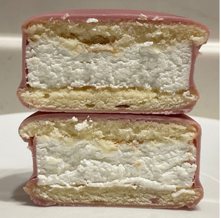 「ロッテ 生 チョコパイ Wベリーのショートケーキ 袋1個」のクチコミ画像 by パン太郎さん