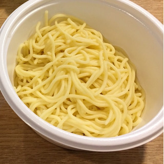 「紀文 糖質0g麺 たらこソース カップ付 袋180g」のクチコミ画像 by ヘルシーさん