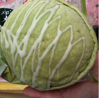 「ヤマザキ メロン風味豊かなメロンパン 袋1個」のクチコミ画像 by きみまろさん