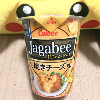 「カルビー Jagabee 焼きチーズ味 カップ38g」のクチコミ画像 by みちおさん