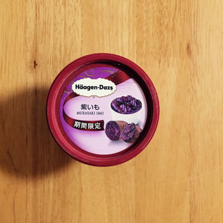 「ハーゲンダッツ ミニカップ 紫いも カップ110ml」のクチコミ画像 by ももかんづめさん