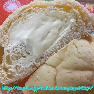 「Pasco ホイップメロンパン チーズクリーム 袋1個」のクチコミ画像 by マロンまろんさん