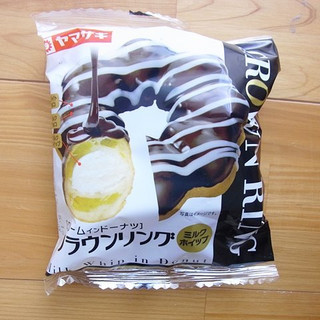 「ヤマザキ クラウンリング ミルクホイップ 袋1個」のクチコミ画像 by emaさん