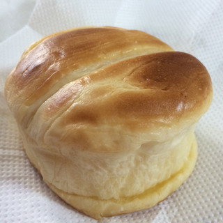 「ダイソー セレクト 濃い塩バターパン 袋1個」のクチコミ画像 by SANAさん