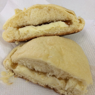 「神戸屋 メープルメロンパン 袋1個」のクチコミ画像 by SANAさん