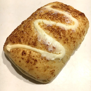 「Pasco 香ばしいチーズパン 袋1個」のクチコミ画像 by fish moonさん