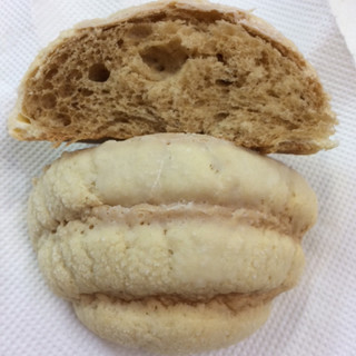 「ヤマザキ 黒糖メロンパン 袋1個」のクチコミ画像 by SANAさん