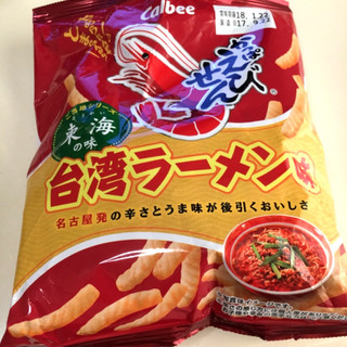 「カルビー かっぱえびせん 台湾ラーメン味 袋70g」のクチコミ画像 by fish moonさん