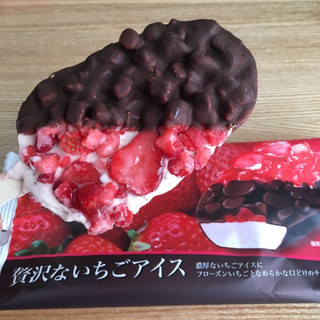 「ミニストップ 贅沢ないちごアイス」のクチコミ画像 by yutiさん