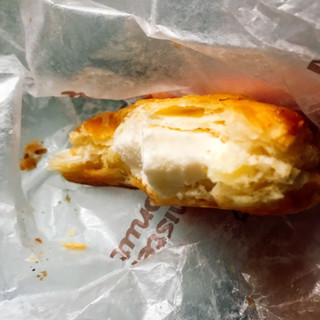 「ミスタードーナツ ホット・スイーツパイ りんごとチーズ」のクチコミ画像 by si_ro_さん