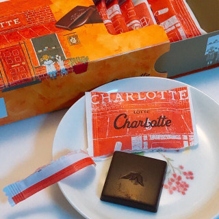 「ロッテ シャルロッテ 生チョコレート 箱12枚」のクチコミ画像 by 南寄りの風さん