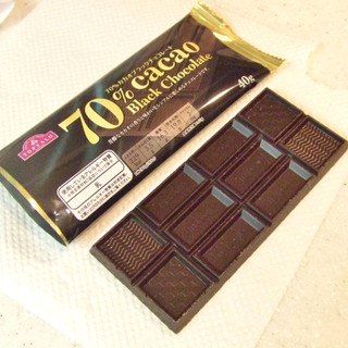 「トップバリュ 70％カカオ ブラックチョコレート 袋40g」のクチコミ画像 by ビーピィさん