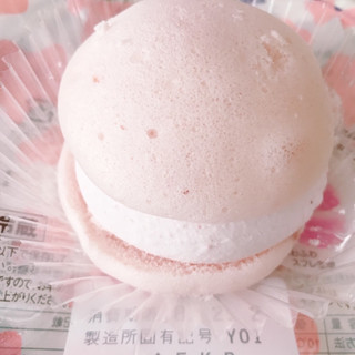「ヤマザキ クリームを味わうあまおう苺ミルククリームのスフレケーキ」のクチコミ画像 by マチルダさん