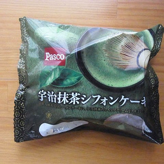 「Pasco 宇治抹茶シフォンケーキ 袋1個」のクチコミ画像 by emaさん