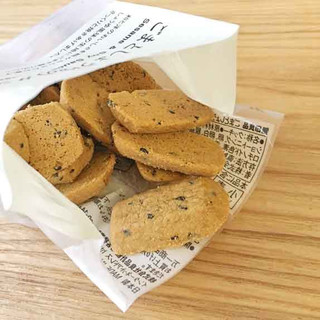 「無印良品 ごまとしょうゆのクッキー 袋50g」のクチコミ画像 by もみぃさん