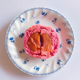 「ローソン 紫芋と安納芋の2色まん」のクチコミ画像 by レビュアーさん