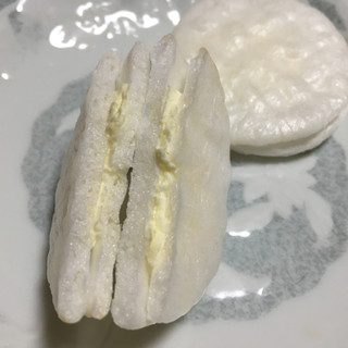 「亀田製菓 白い風船 和栗クリーム 袋18枚」のクチコミ画像 by レビュアーさん