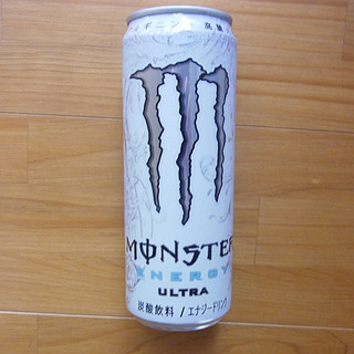 「モンスターエナジー ウルトラ 缶355ml」のクチコミ画像 by emaさん