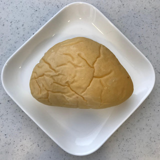 「第一パン ピカチュウのスイートポテトクリーム＆ホイップパン 袋1個」のクチコミ画像 by ネムリさん