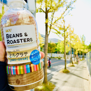「UCC BEANS＆ROASTERS 味わいすっきりミルクラテ ペット500ml」のクチコミ画像 by green_appleさん