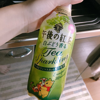 「KIRIN 午後の紅茶 白ぶどう香るティースパークリング ペット450ml」のクチコミ画像 by いうきさん