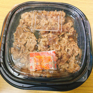 「セブン-イレブン 熟成肉の特製牛丼アンガス種牛肉使用」のクチコミ画像 by ウサ太郎さん