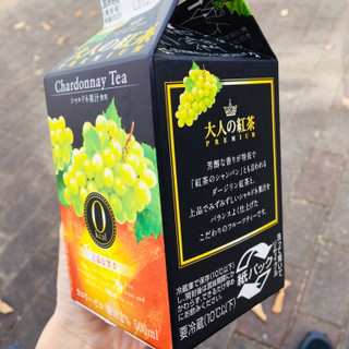 「エルビー 大人の紅茶PREMIUM シャルドネティー パック500ml」のクチコミ画像 by green_appleさん