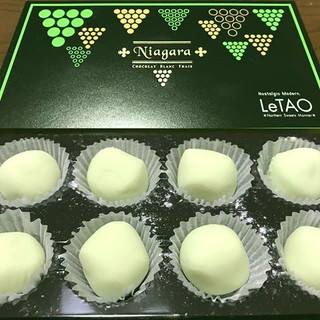 「ルタオ ホワイトレアチョコレート ナイアガラ 箱10個」のクチコミ画像 by レビュアーさん