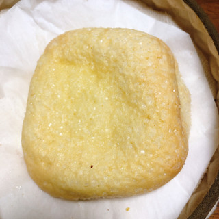 「ヤマザキ 十勝産バターのパン 袋1個」のクチコミ画像 by ジェラトーニさん