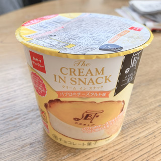 「おやつカンパニー クリームインスナック パブロのチーズタルト味 カップ36g」のクチコミ画像 by いうきさん